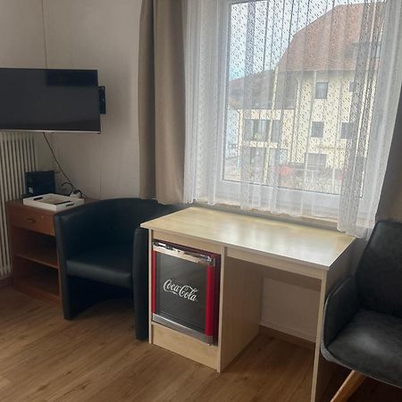 Gasthof Mit Seeterasse & Appartements Zur Landeroith Weyregg Esterno foto