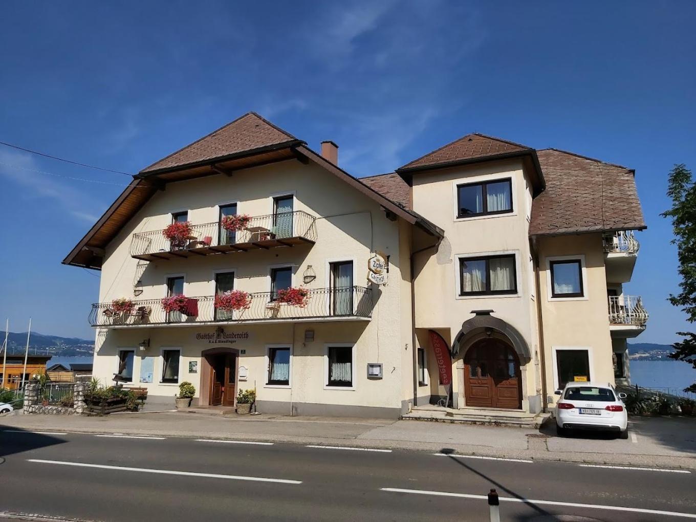 Gasthof Mit Seeterasse & Appartements Zur Landeroith Weyregg Esterno foto