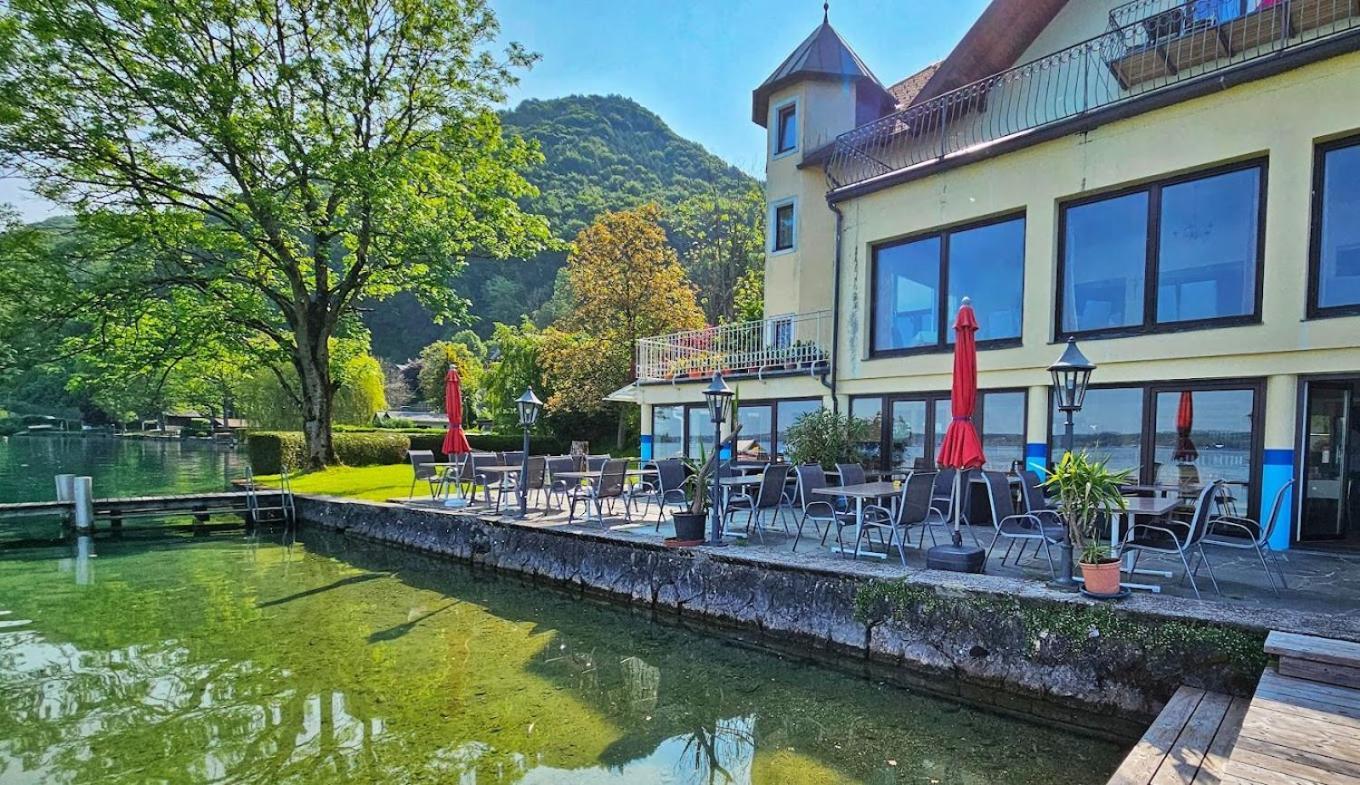 Gasthof Mit Seeterasse & Appartements Zur Landeroith Weyregg Esterno foto