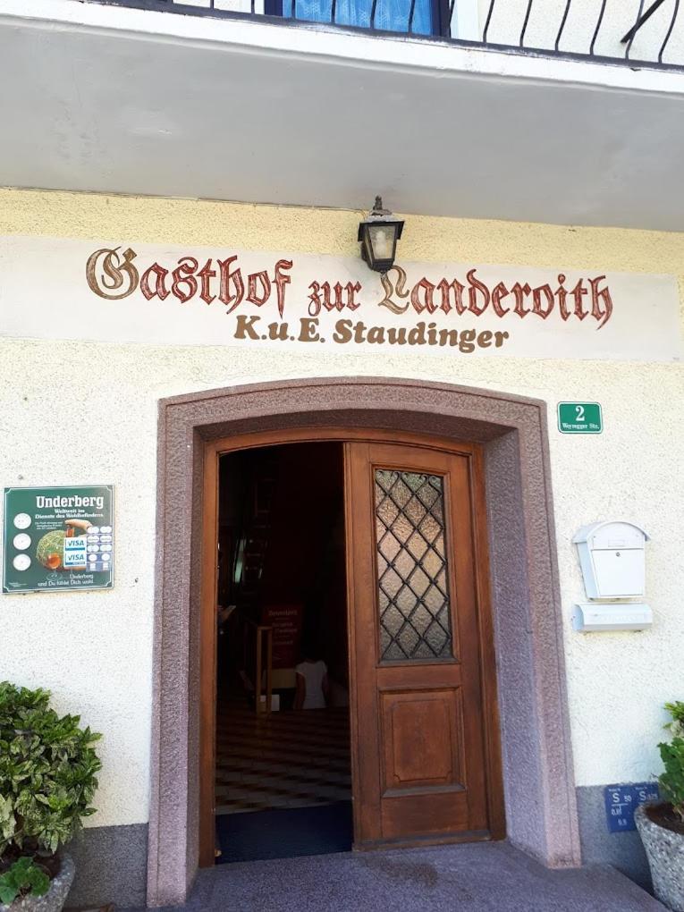 Gasthof Mit Seeterasse & Appartements Zur Landeroith Weyregg Esterno foto